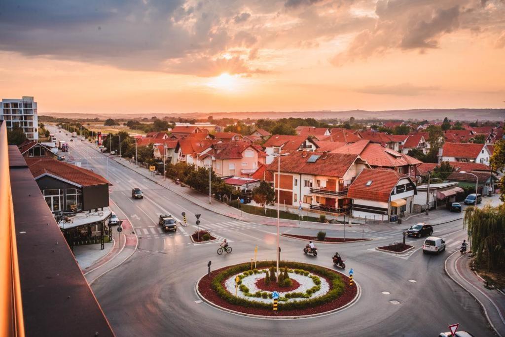 Sky Apartmani & Spa Лесковац Экстерьер фото
