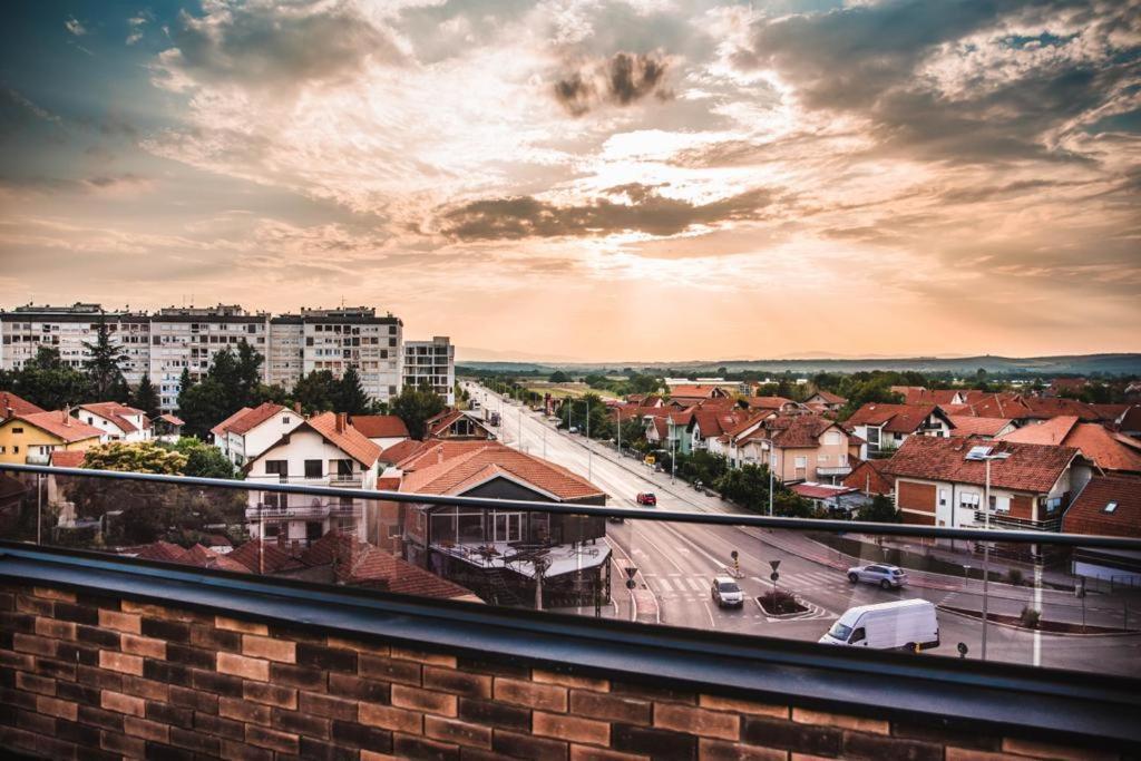 Sky Apartmani & Spa Лесковац Экстерьер фото