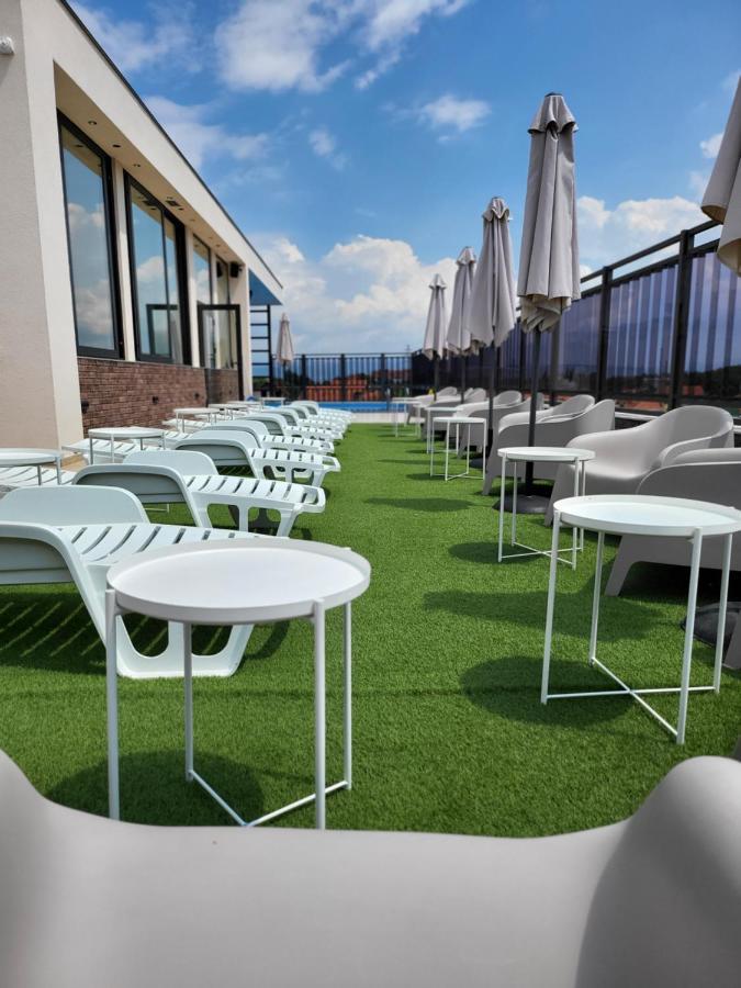 Sky Apartmani & Spa Лесковац Экстерьер фото