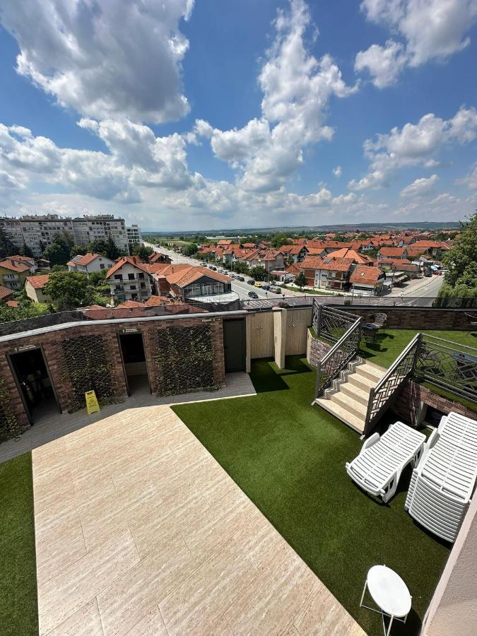 Sky Apartmani & Spa Лесковац Экстерьер фото
