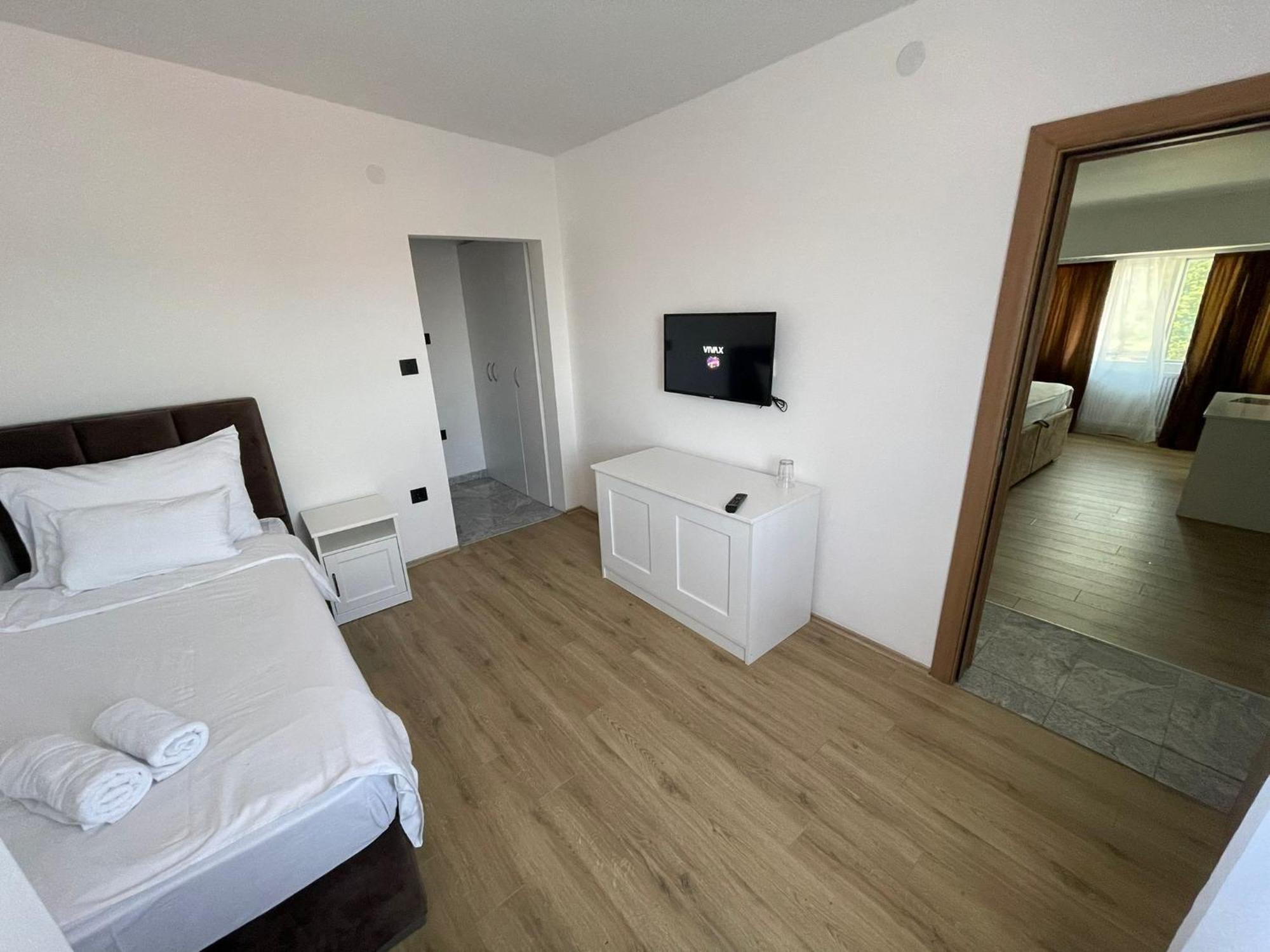 Sky Apartmani & Spa Лесковац Номер фото